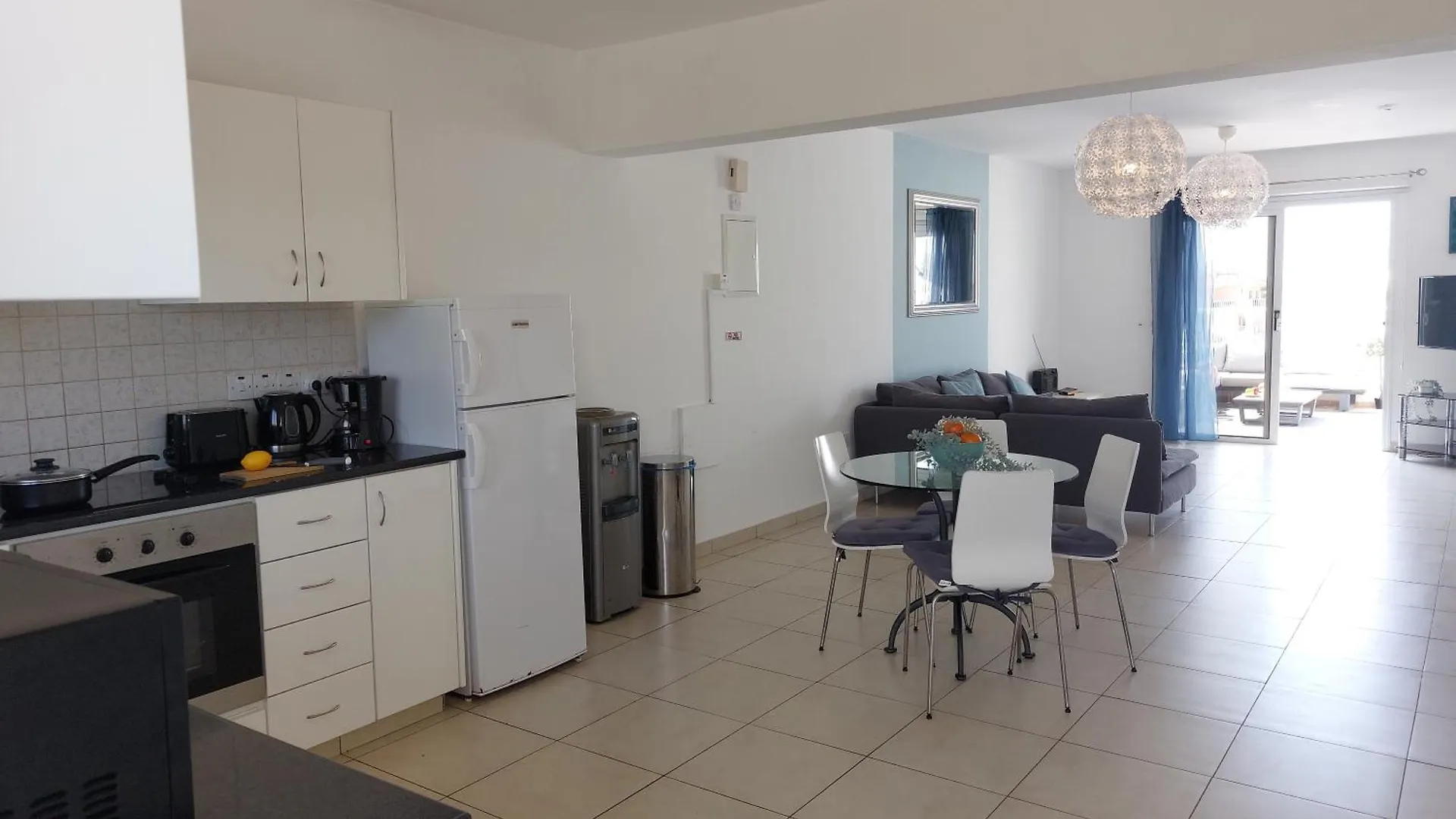 Nissi Retreat - Walk To Nissi Beach! Ayia Napa Apartment